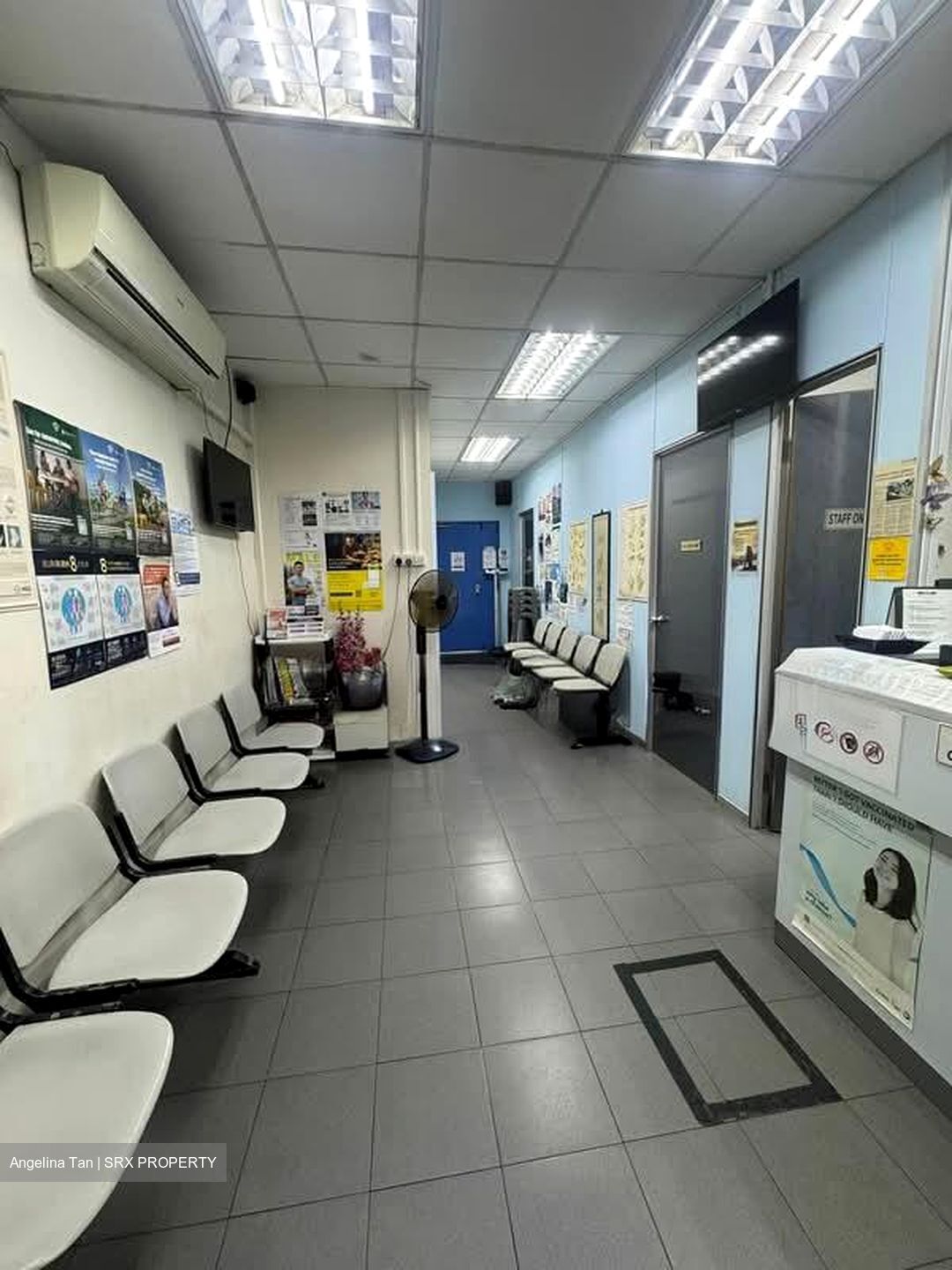 Hougang Avenue 1 (D19), Shop House #563688201